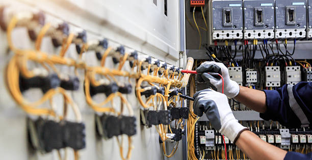 Professional Electrician technician working in Franklin, WI